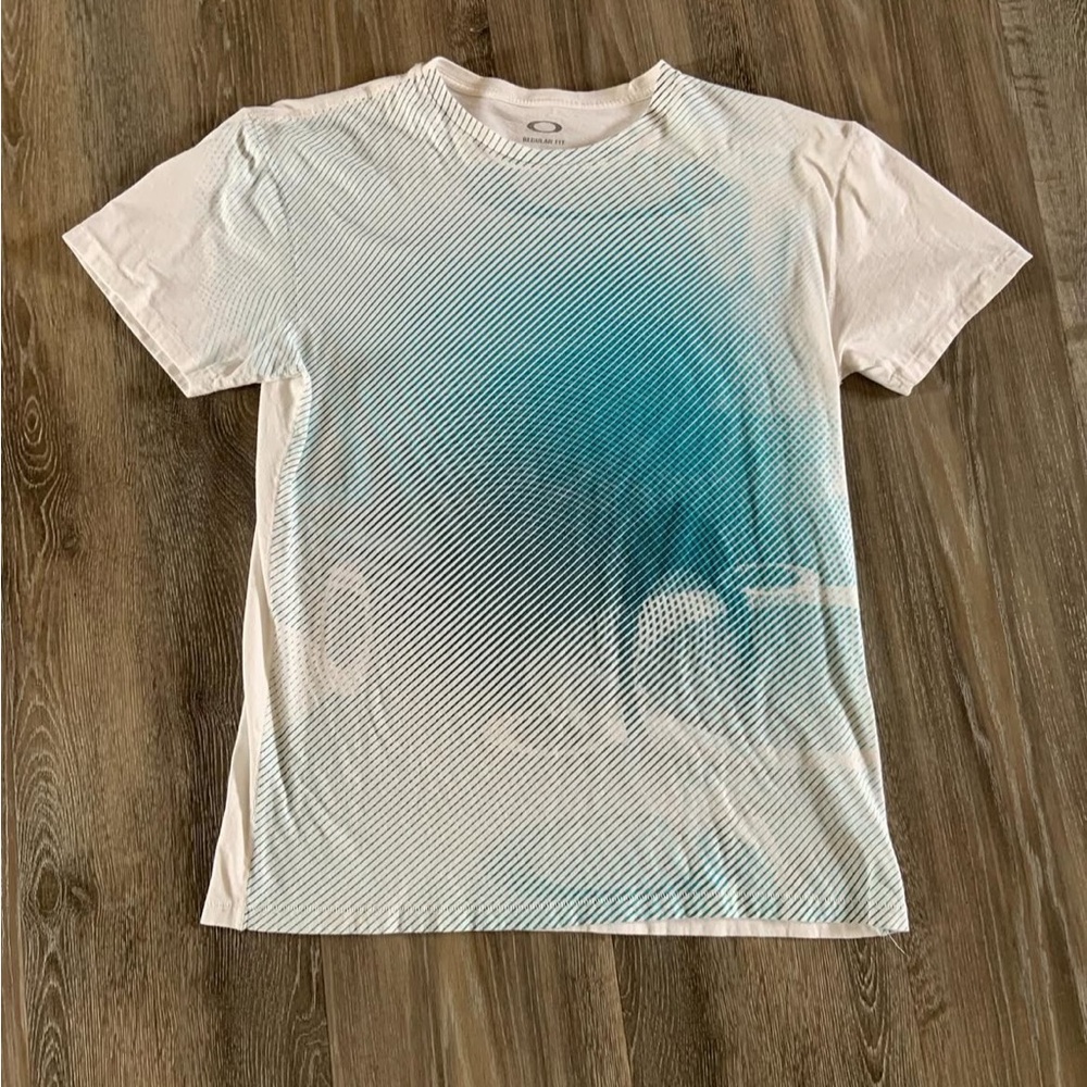 Oakley Regular Fit Gray T-Shirt